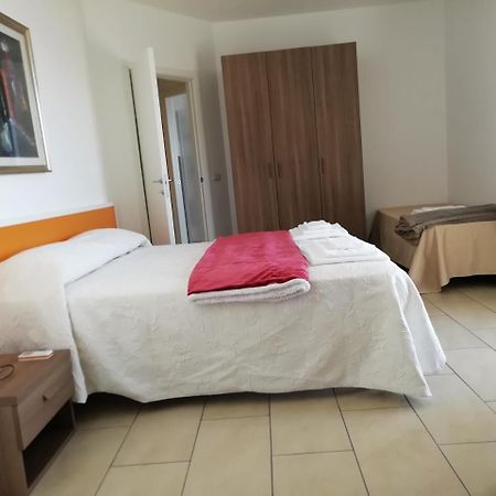 La Nave Sul Mare Di Taormina Bed & Breakfast Letojanni Exterior photo